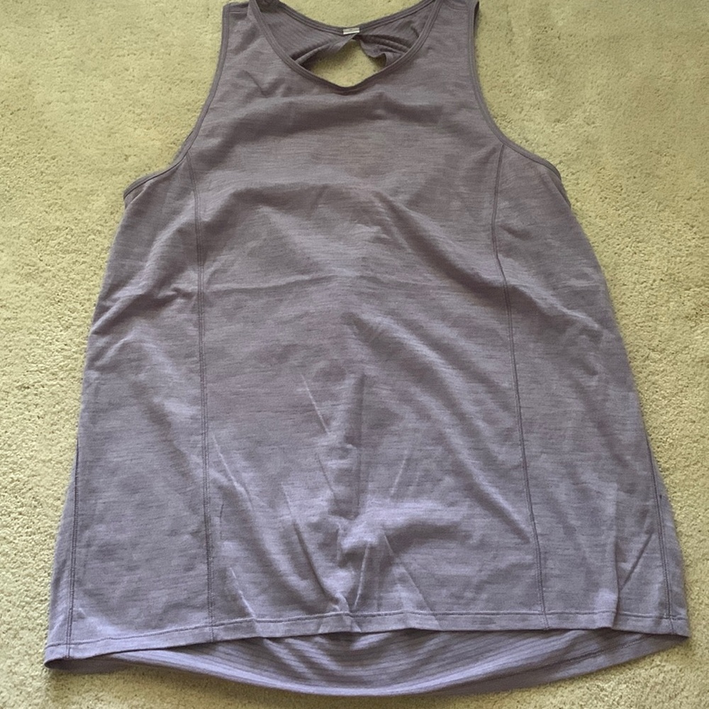 Lululemon keyhole tank